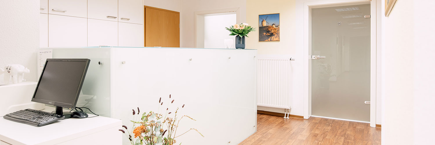 zahnarzt-goettingen-grone-laue-g1 zahnarzt-goettingen-grone-laue- g1